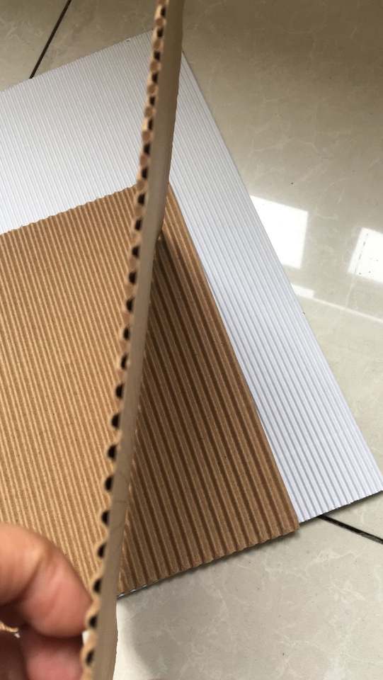 Cheap price wholesale 2 Layers B- Flute plain corrugated board paper corrugated cardboard sheet pizza liner